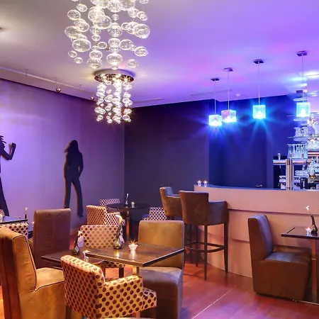 Boa - Bw Signature Collection - Centre Gares فندق